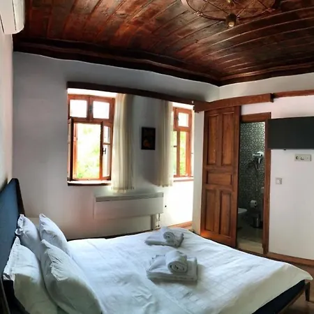 Anfora Ve Sarap Evi Altınoluk